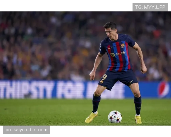 点球规则详解：主罚条件、守门员站位与违规判罚标准