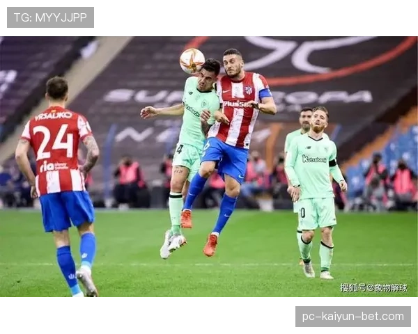 巴萨强强对话再陷困境，表面硬刚难掩防守漏洞